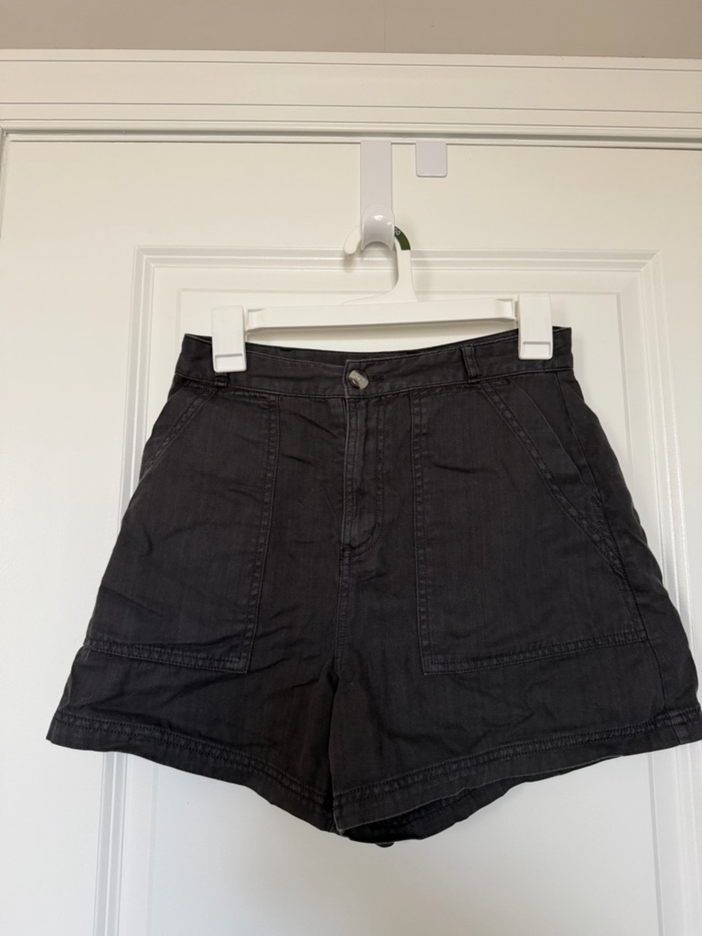 Universal Thread High-Waist Navy Shorts